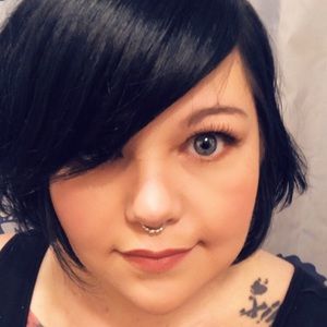 Meet your Posher, Melanie